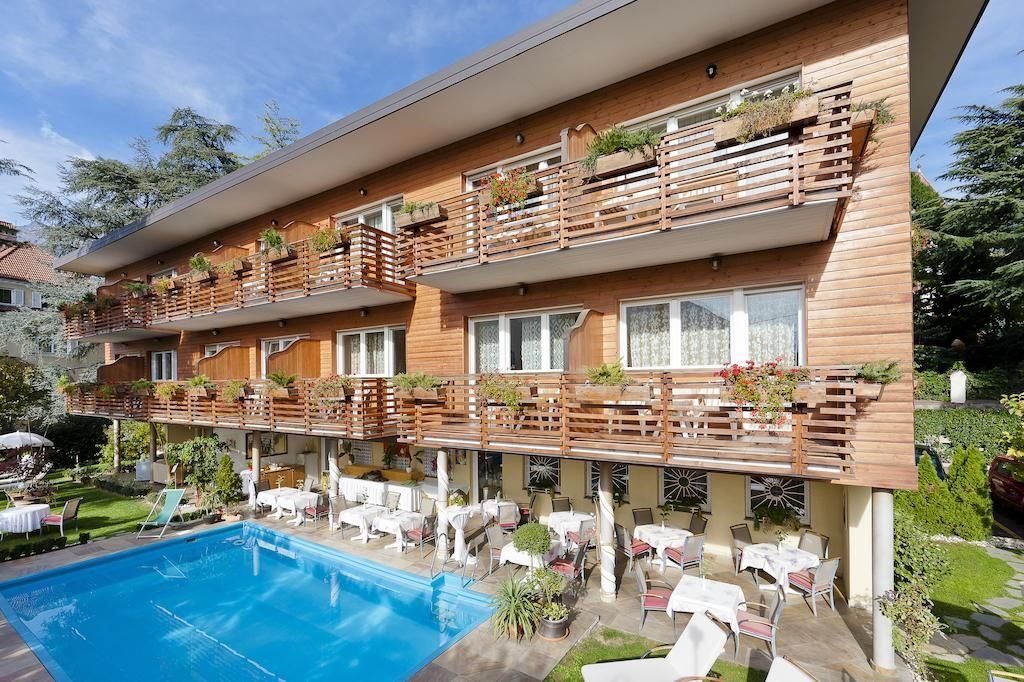 Hotel Aurora