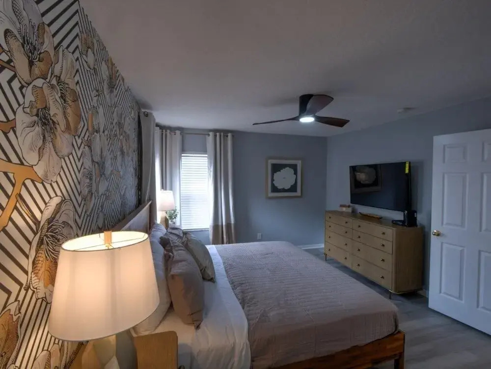 Six Bed Pool Villa in Resort -Close to Disney