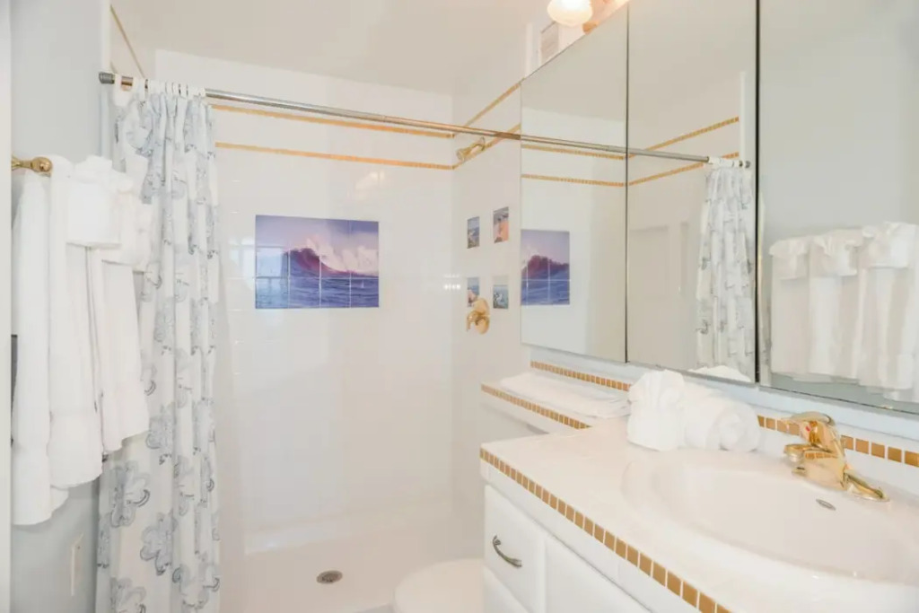 Capri by the Sea by All Seasons Resort Lodging