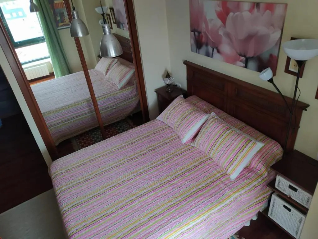 Duplex amplio,parking WiFi, 2 terrazas, bien conectado con playas, zona segura