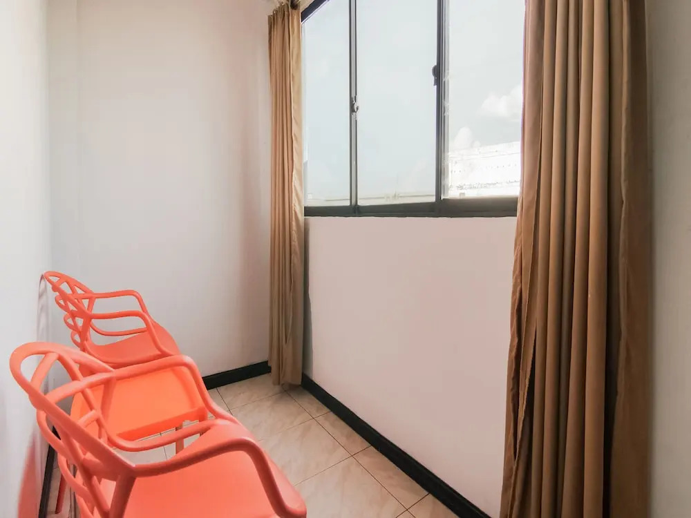 Hotel K77 by OYO Rooms