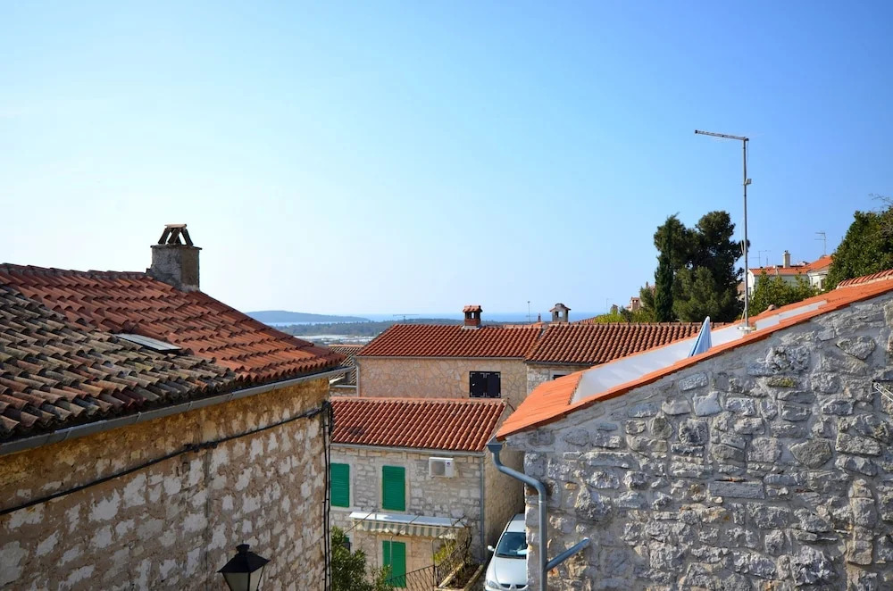 Apartments Ilija