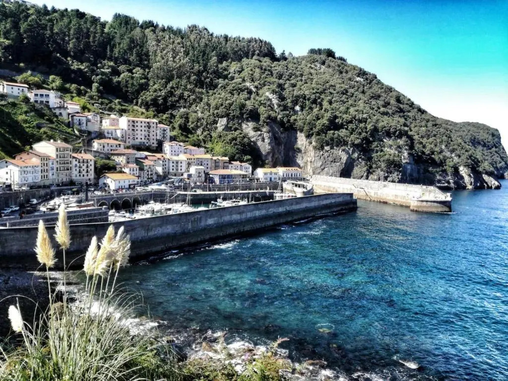 Elantxobe puerto