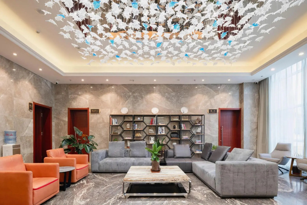 Kaibin International Hotel