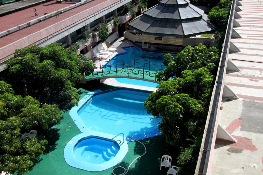 Hotel 5