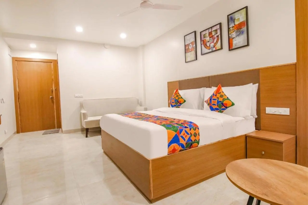 Saltstayz Select - Huda City Center