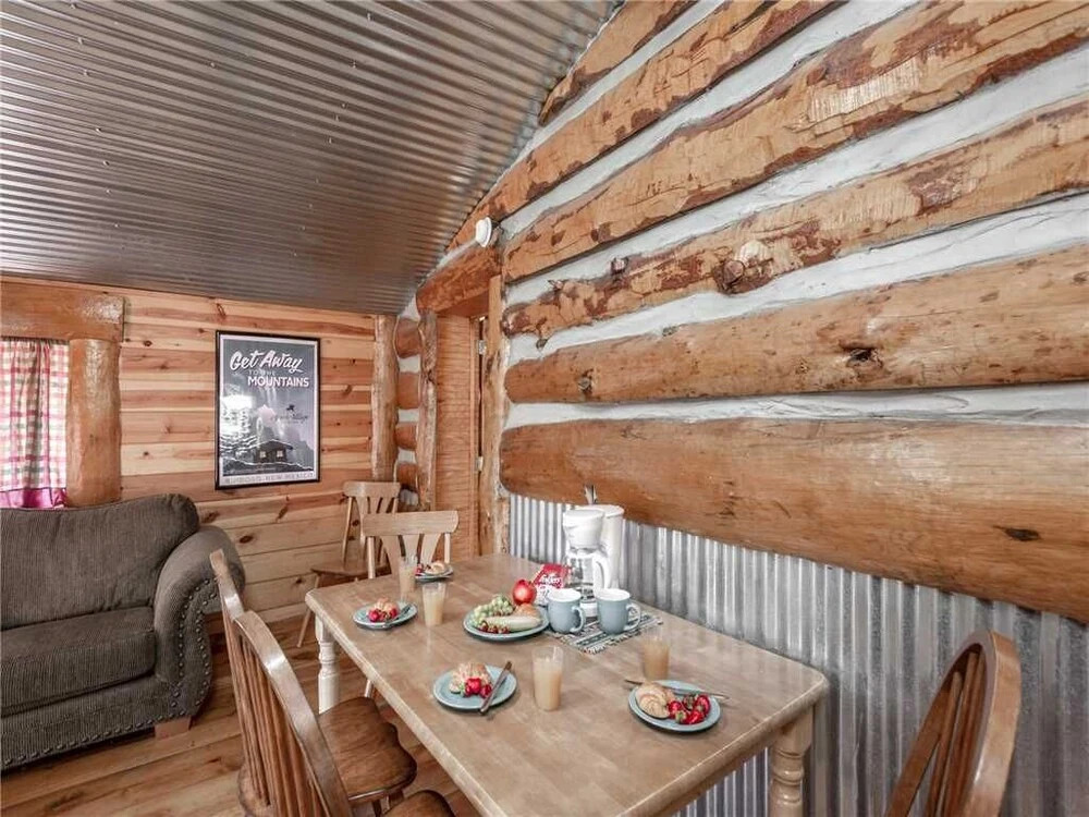 Three Bears, 7 Bedrooms, Deck, Fireplace, Midtown, Grill, Sleeps 22