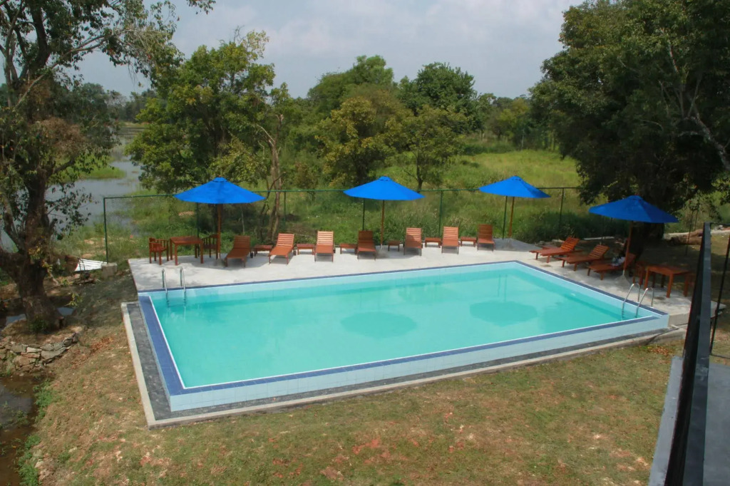 Sigiriya Wewa Addara Hotel - Hotel By The Lake