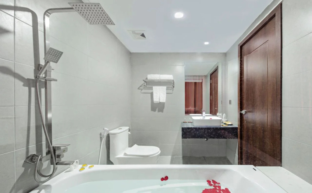My Khe Diamond Beach Hotel