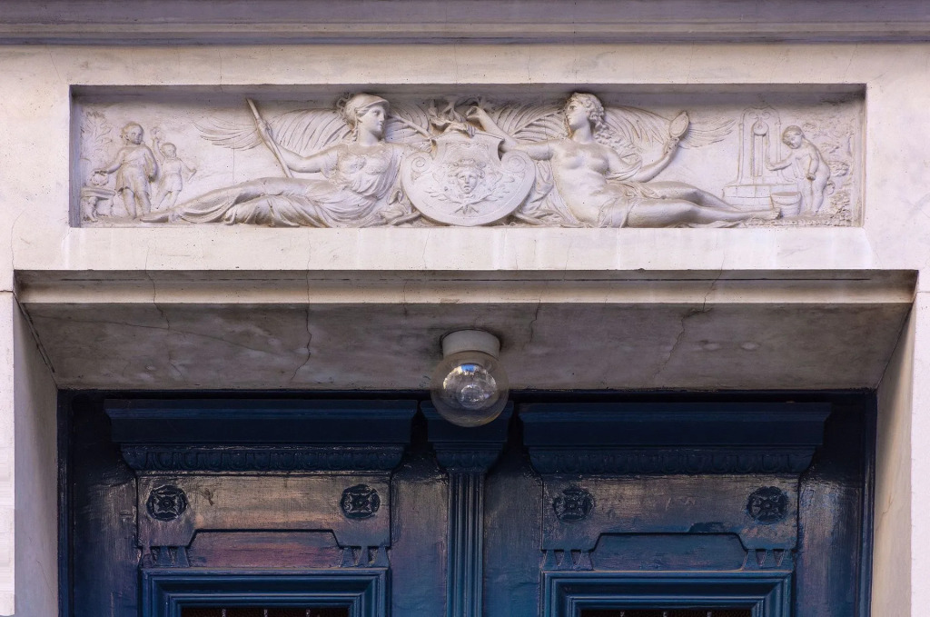 Art Pantheon - Suites & Apartments