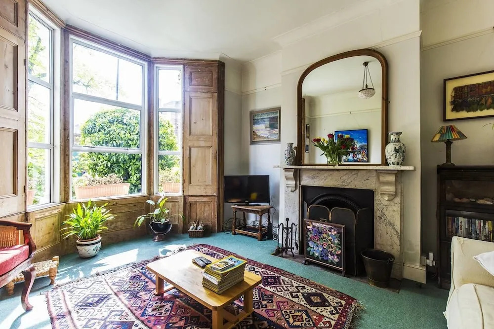 Gorgeous Victorian Home W/Garden Up To 6 Guests!