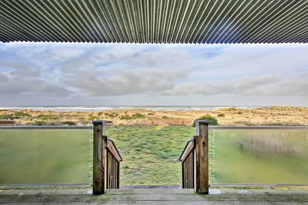 Sanderling Sea Cottages, Unit 9 With Ocean Views!