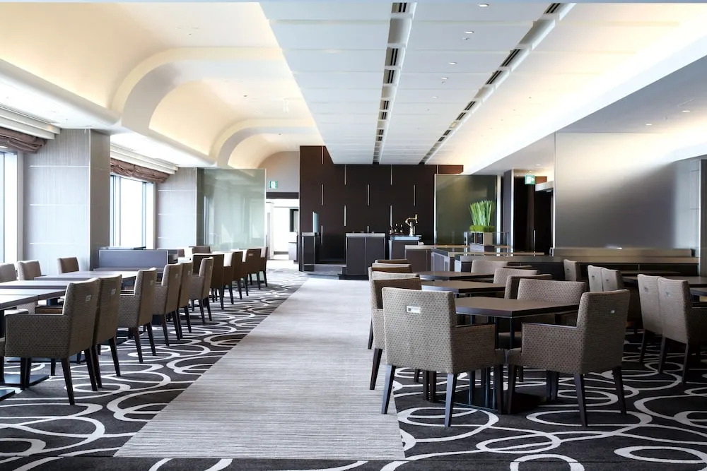 Odysis Suites Osaka Airport Hotel