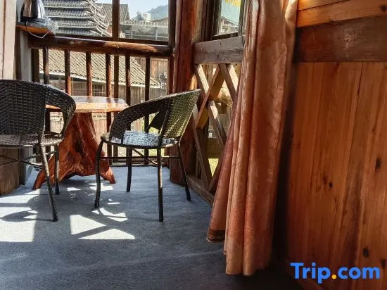 Sanjiang Juyoulou Inn