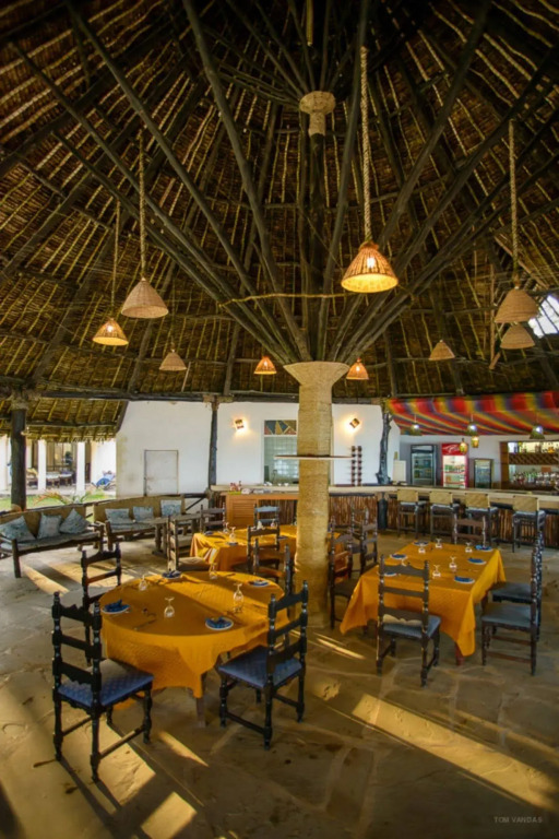 Bahari Dhow Beach Villas