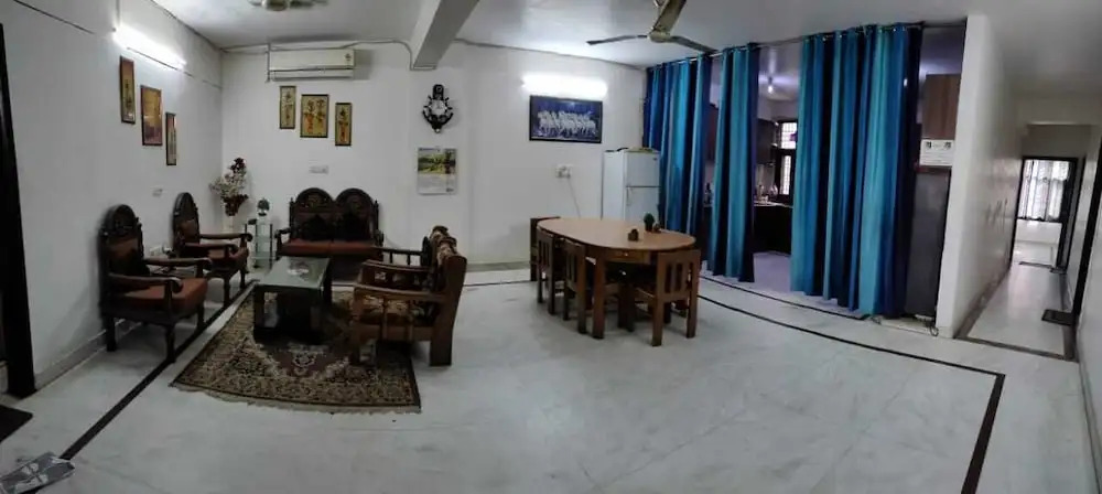 ADB Rooms Knights Inn