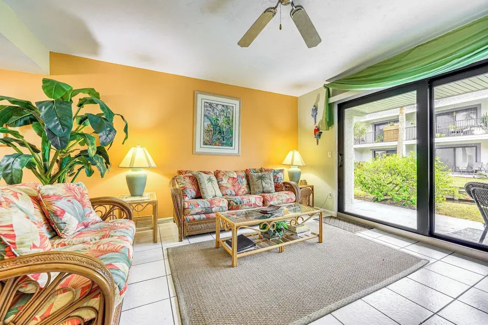Community Pool: St Augustine Condo Near Beaches