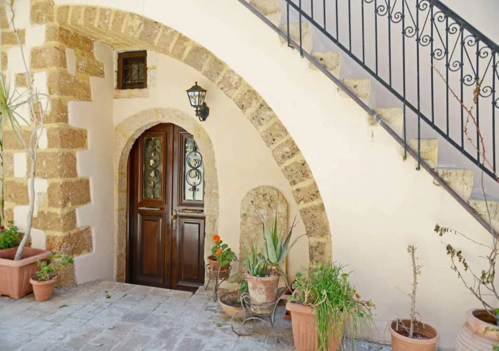 Odos Oneiron Boutique Hotel