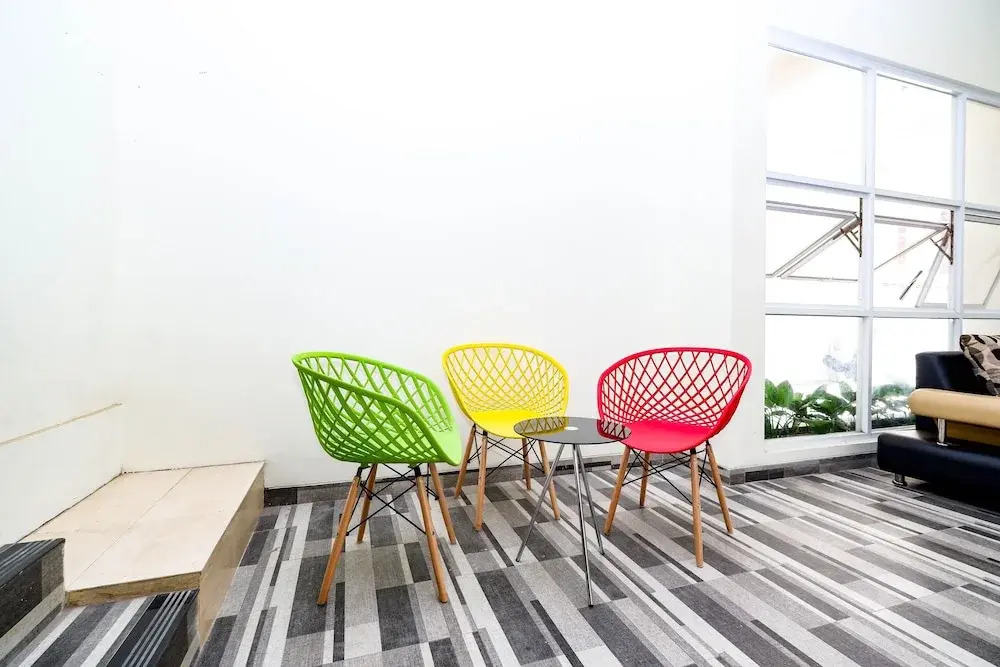 OYO Flagship 2124 Kars Inn Semarang