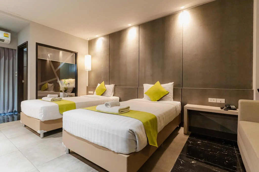 3Season Hotel