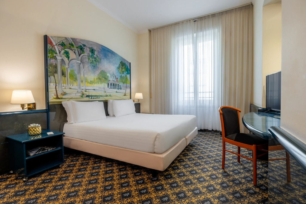 Отель iH Hotels Milano Ambasciatori