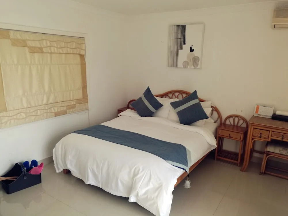 Xun Liao Bay Delta Island Hotel