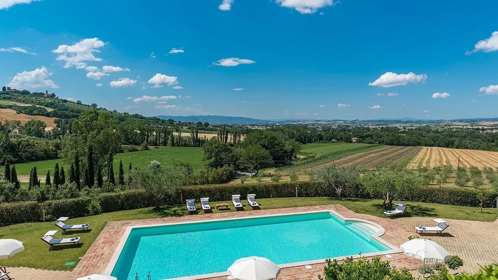 IL BORGO 16, Emma Villas