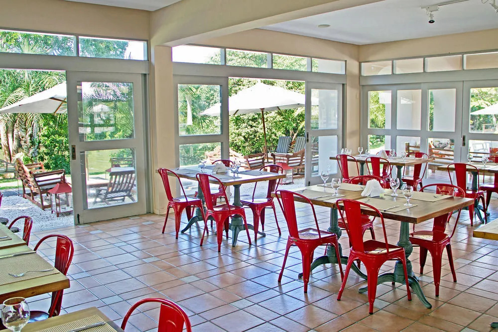 Riverside Hotel