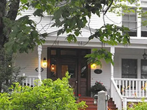 Gillespie House Inn