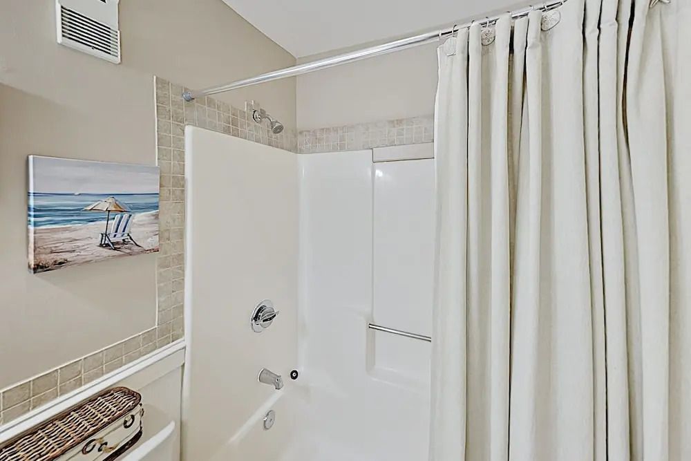 Peaceful Beach Getaway W/ 3 Pools & Tennis 2 Bedroom Condo