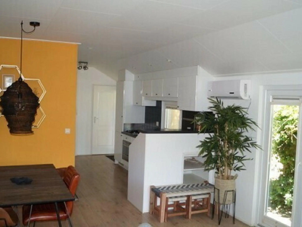 Charming Pondside Chalet