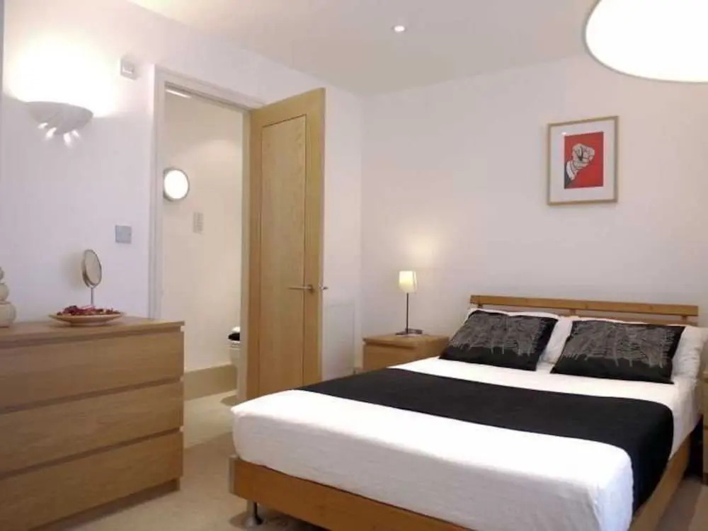 Royal College Street Apartments