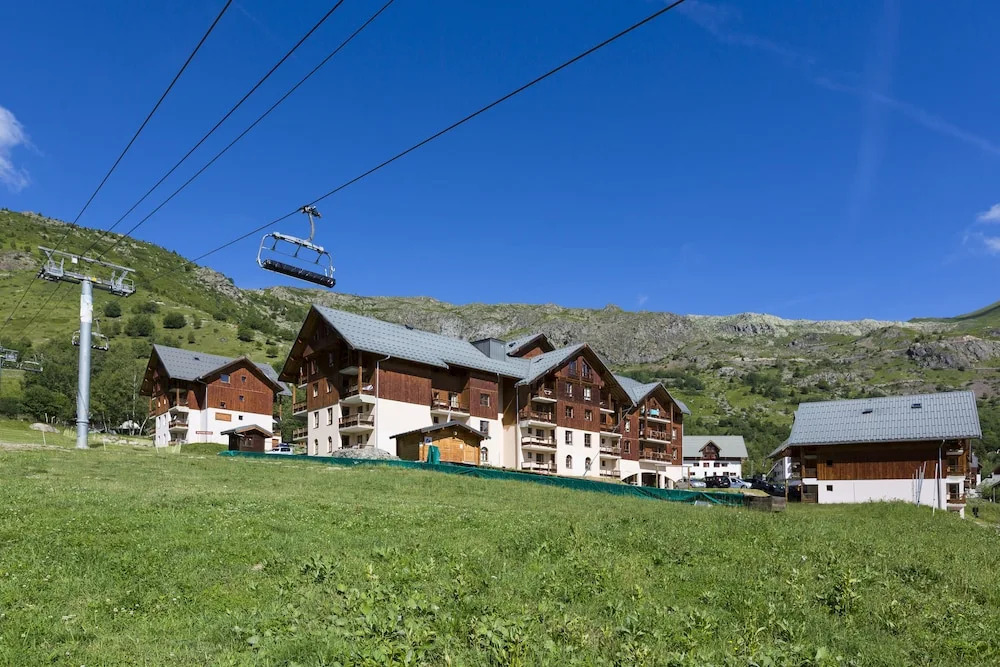 Résidence Odalys LOrée des Pistes