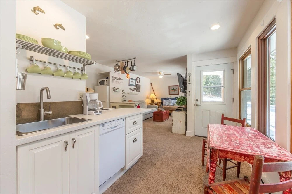 Big Sky - Fly Fishing Cottage