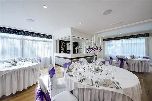 Springbank Manor
