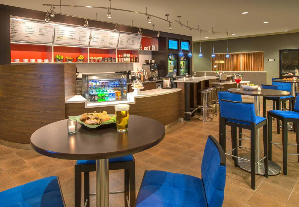 Courtyard by Marriott Cleveland Beachwood