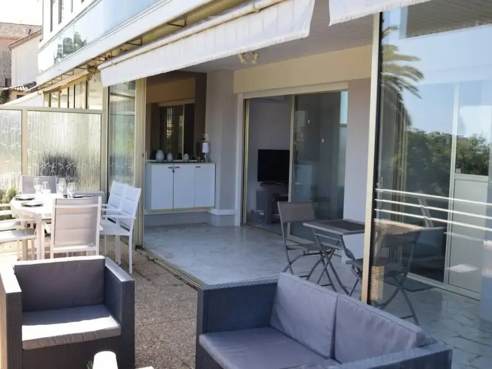 Apartment in Golfe Juan With Sea View