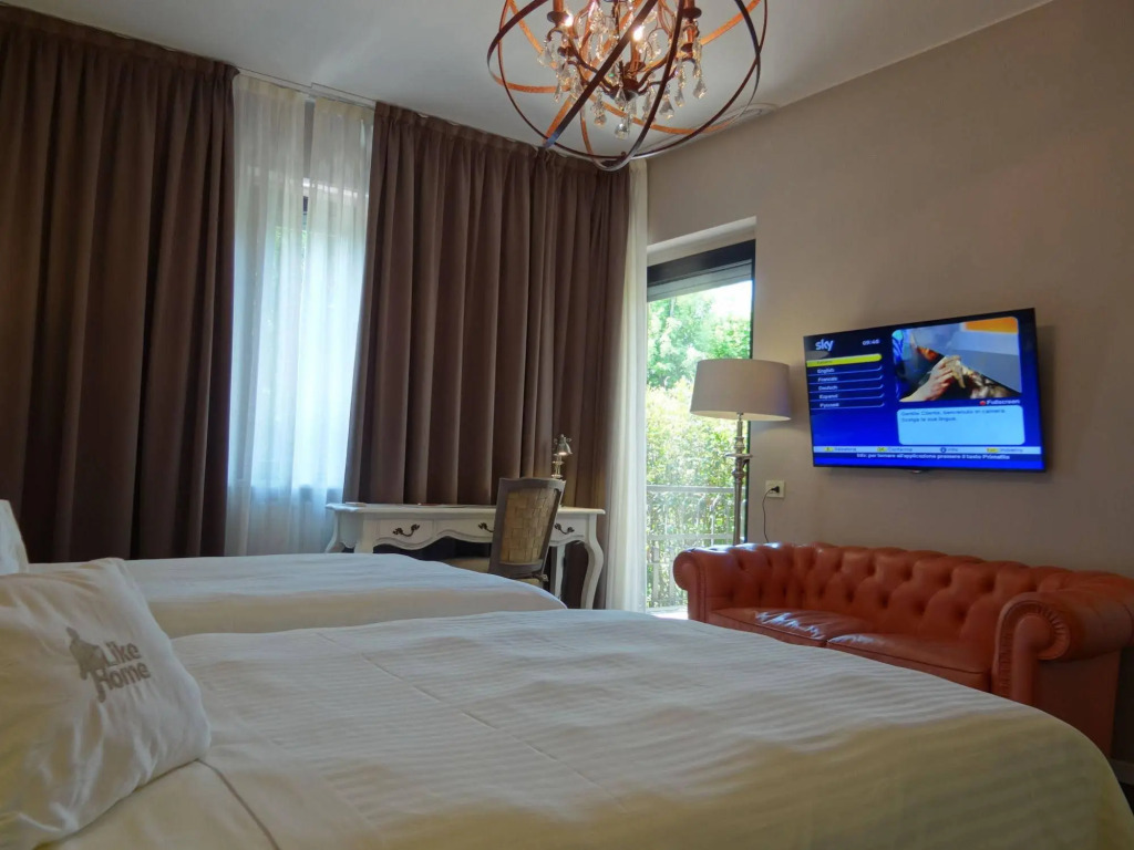 Like Home Boutique Hotel 3 min, Orio Airport