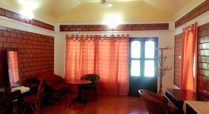 Hillview Beach Resort
