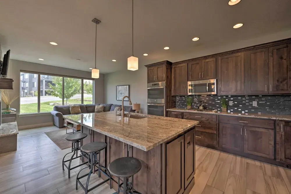 Modern Huntsville Resort Retreat w/ Deck & Hot Tub