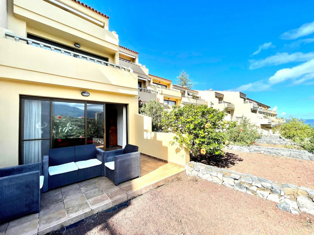Standard AP, with sea views, pool in Playa Roques