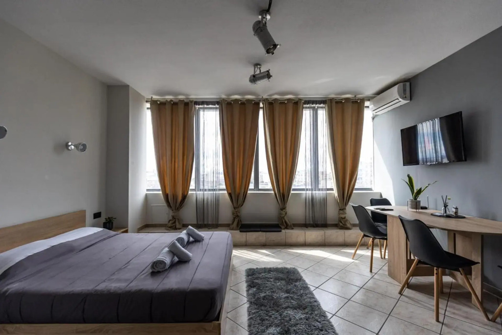 Sky View apartment