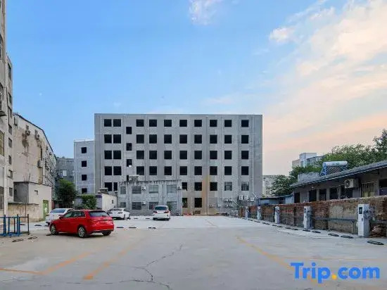 Rezen Qingjie Hotel (Shuibo Liangshan Scenic Area)