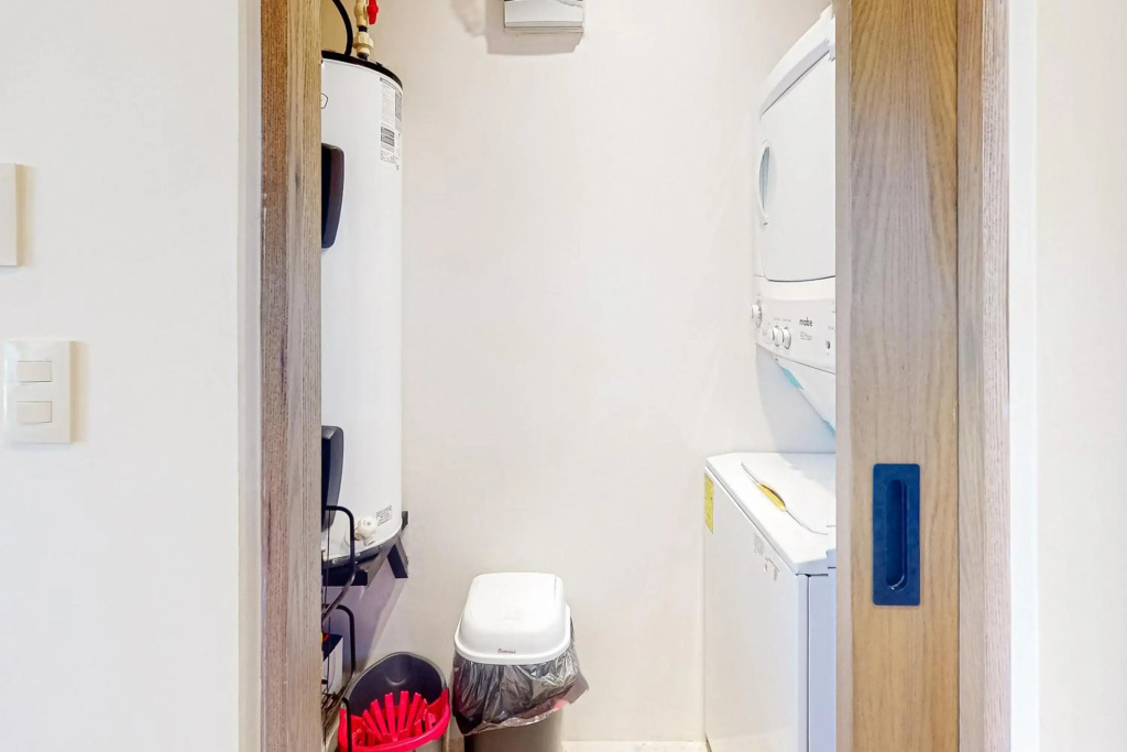 Pure Tulum 303