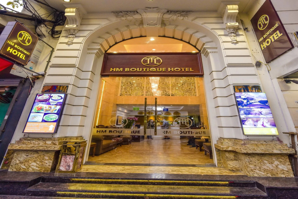 Ja Cosmo Premier Hotel