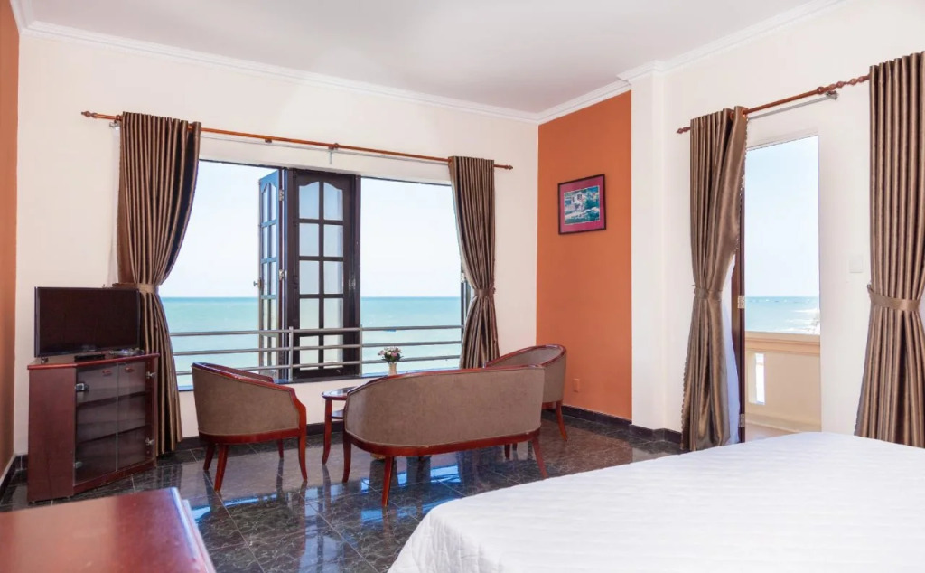 Huong Phong Hotel