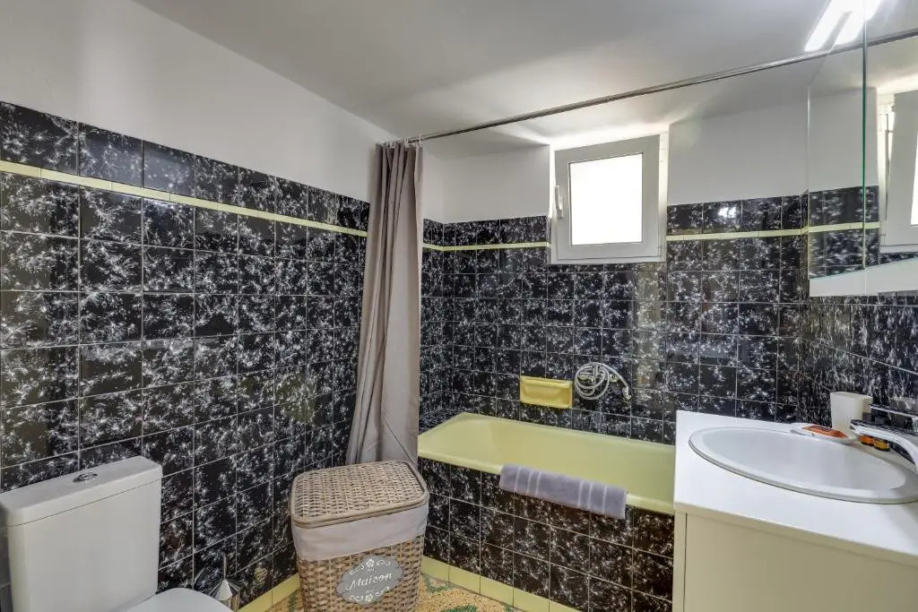 Samouil Apartment, 40 meters from the beach