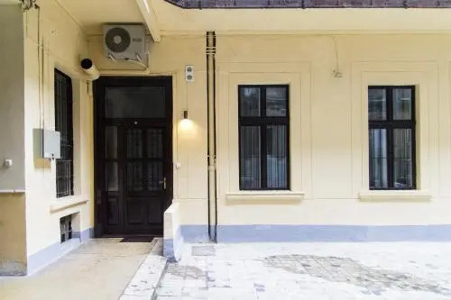 Authentic Klauzal Apartment