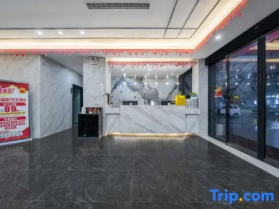 Magpie Cinema Hotel