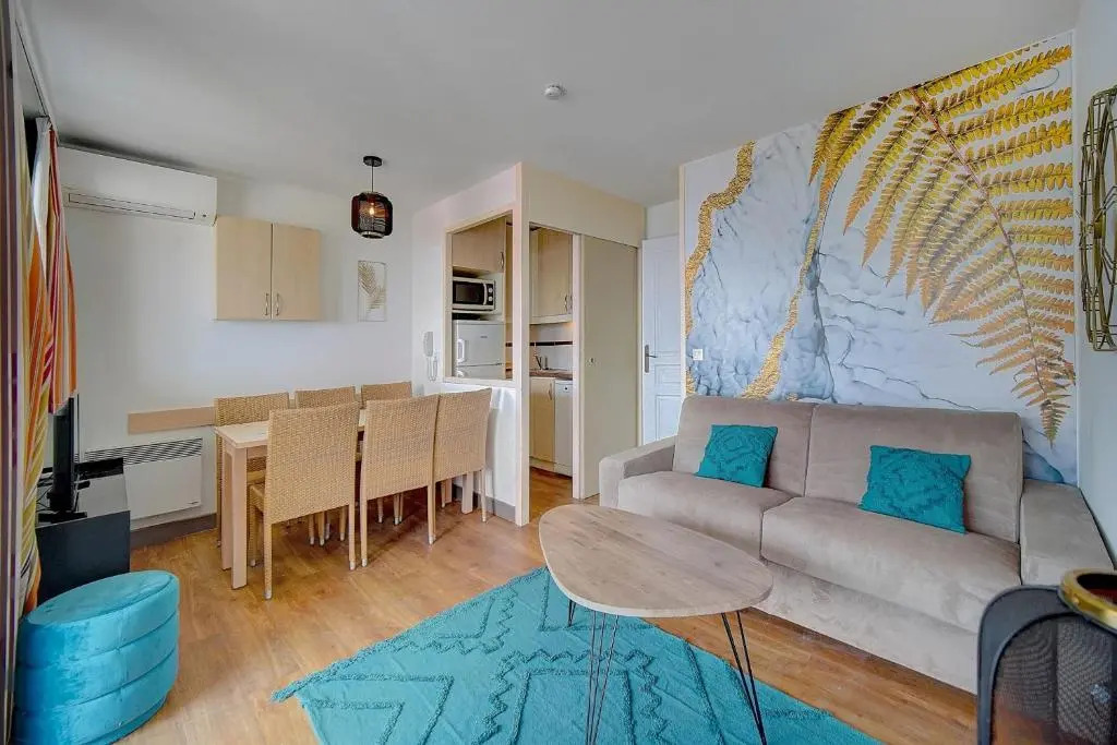 IMMOGROOM - 2 Rooms sea view - Renovated - Pool - Terrace - Parking - AC